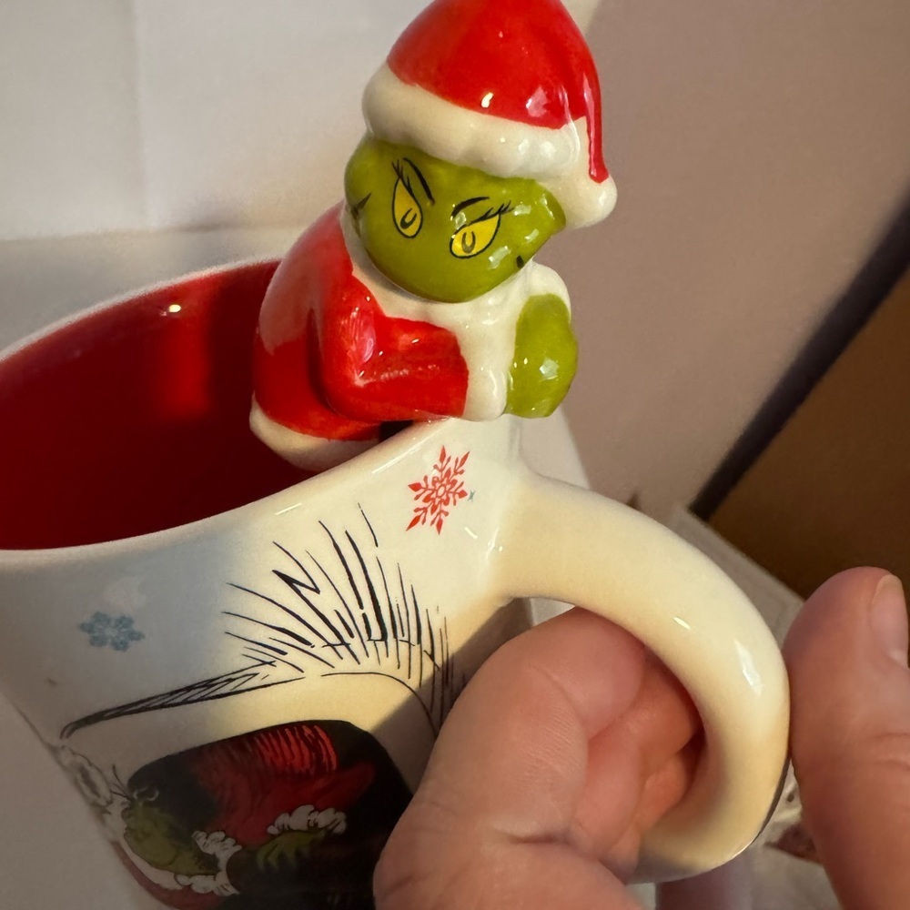 Grinch Christmas Mug - Picture 5 of 5